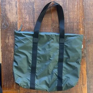 Rains Stylish Green Tote Bag